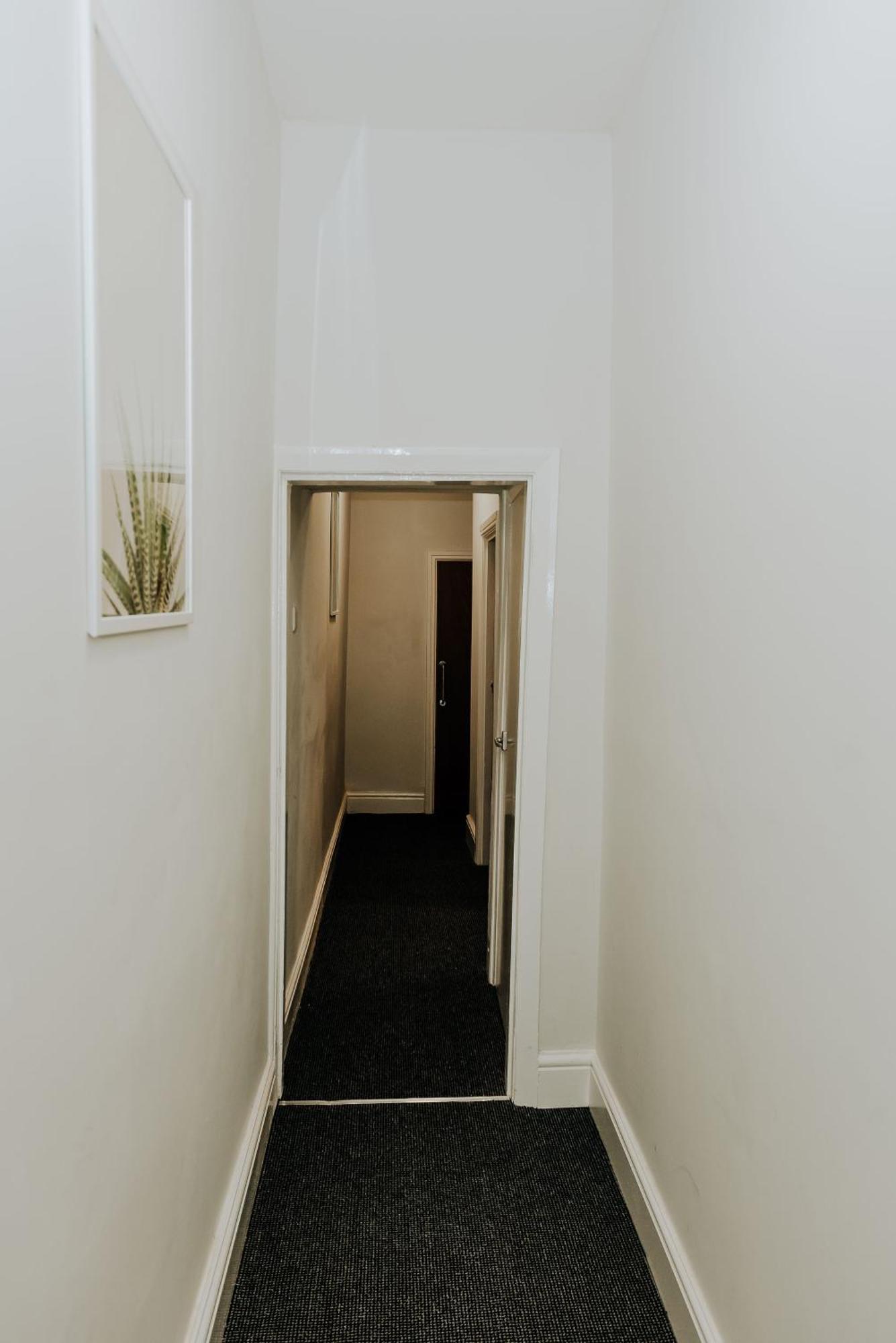 Regent House In * Stoke-on-Trent